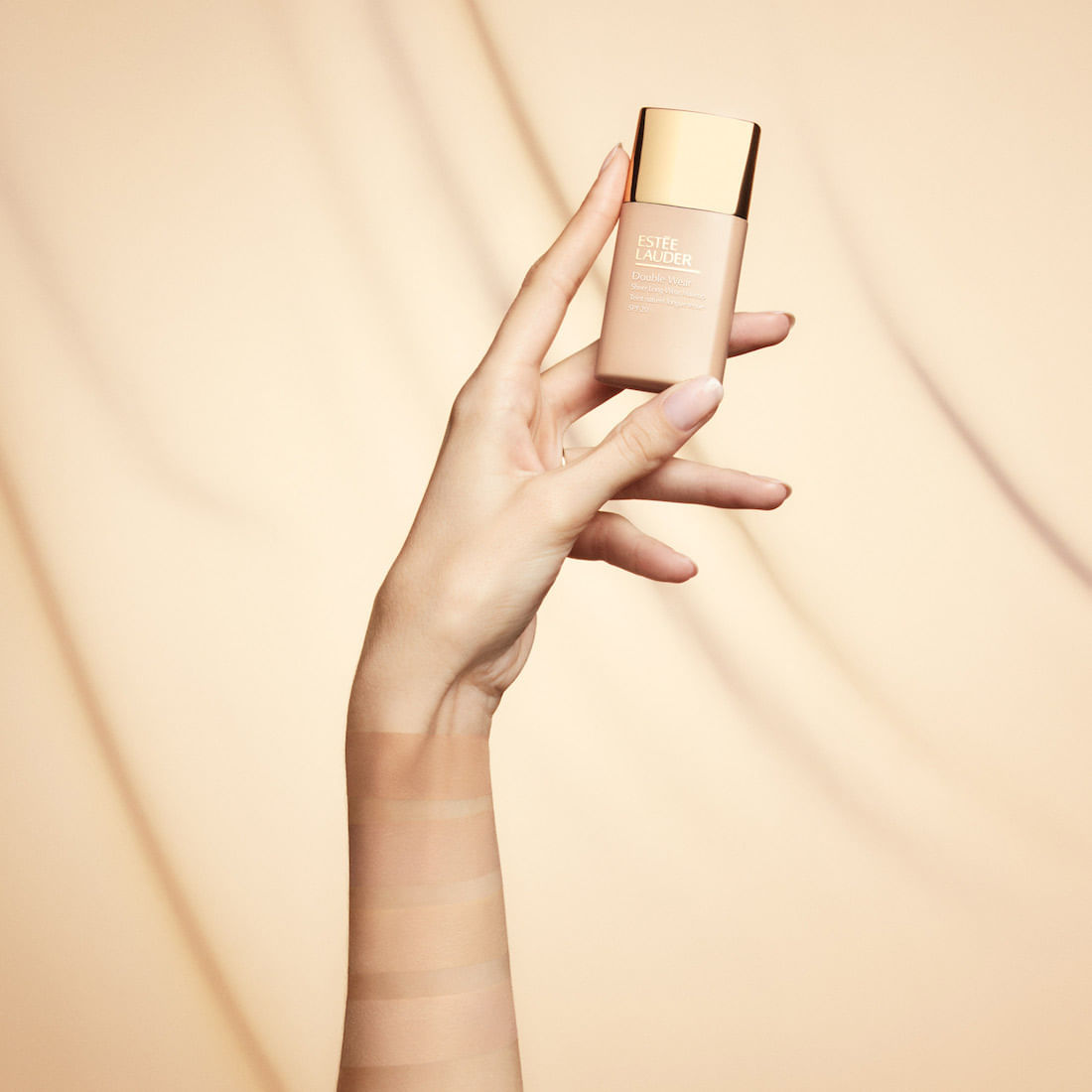 Double Wear Sheer Matte Makeup SPF 20